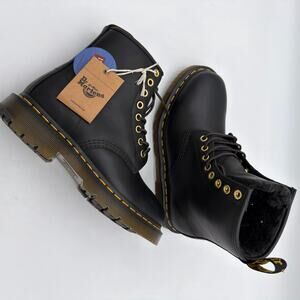 Dr. Martens 1460 DM's Wintergrip Leather Lace Up Combat Black Boot NWOB UK4 US6